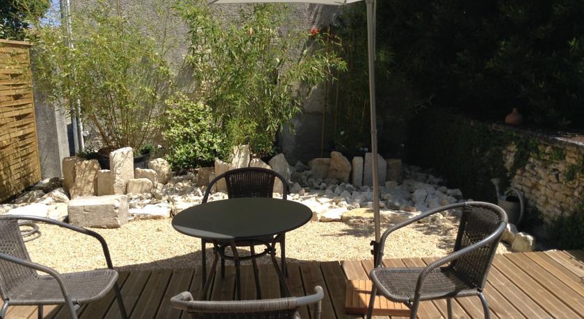 La Grange D'Aunis Bed & Breakfast Aigrefeuille-d'Aunis ภายนอก รูปภาพ