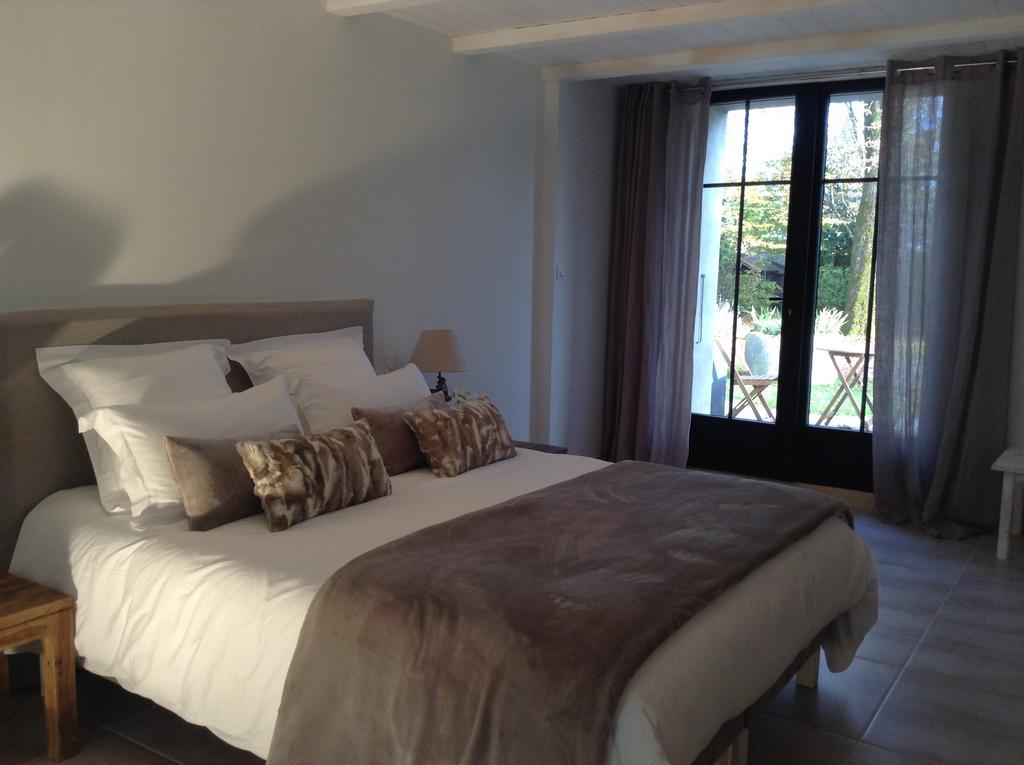 La Grange D'Aunis Bed & Breakfast Aigrefeuille-d'Aunis ห้อง รูปภาพ