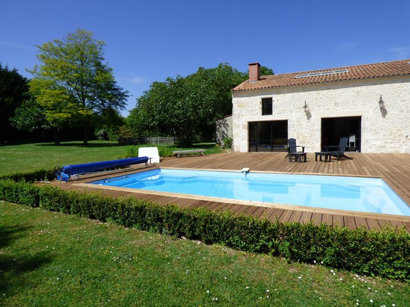 La Grange D'Aunis Bed & Breakfast Aigrefeuille-d'Aunis ภายนอก รูปภาพ