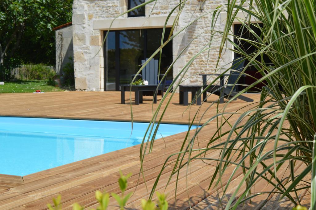 La Grange D'Aunis Bed & Breakfast Aigrefeuille-d'Aunis ภายนอก รูปภาพ